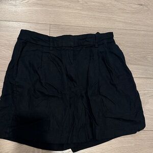 Old Navy Women's Black Skorts